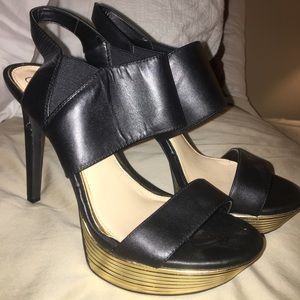 Jessica Simpson heels